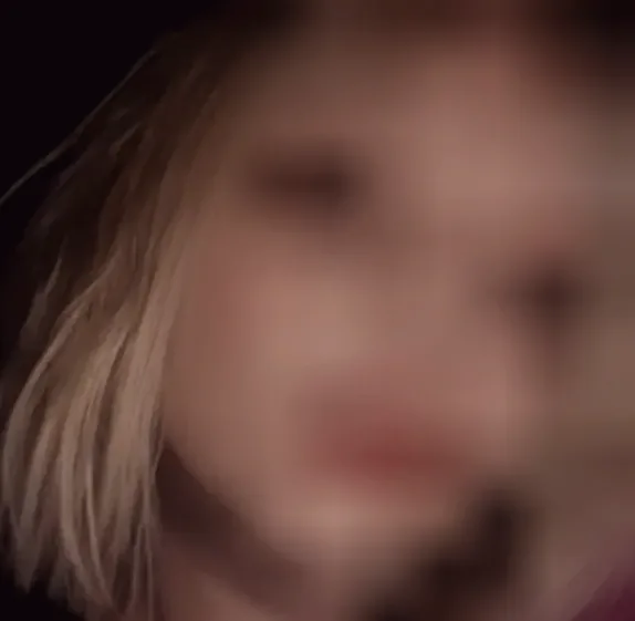Anja, 19