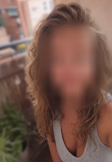 Carla, 40