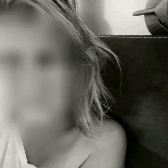Charlotte, 36