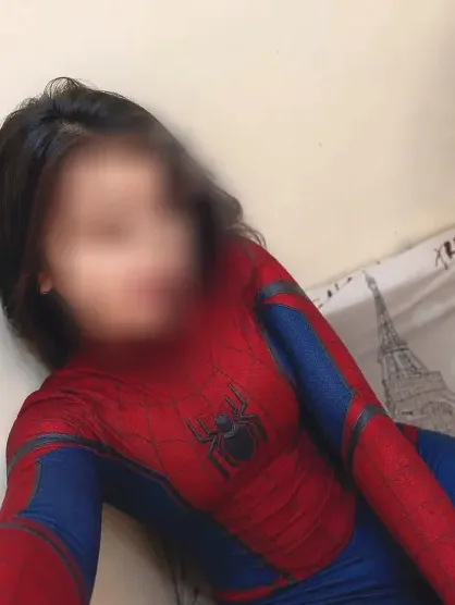 Hannah, 25