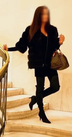 Janina, 37