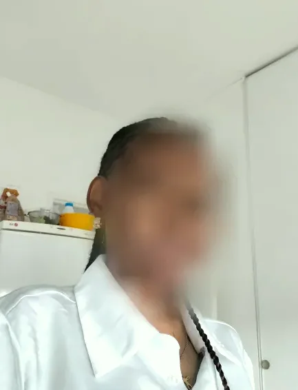 Kathleen, 34