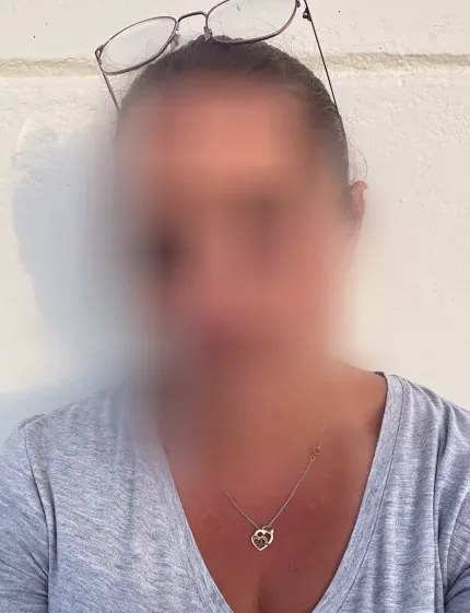 Leyla, 33