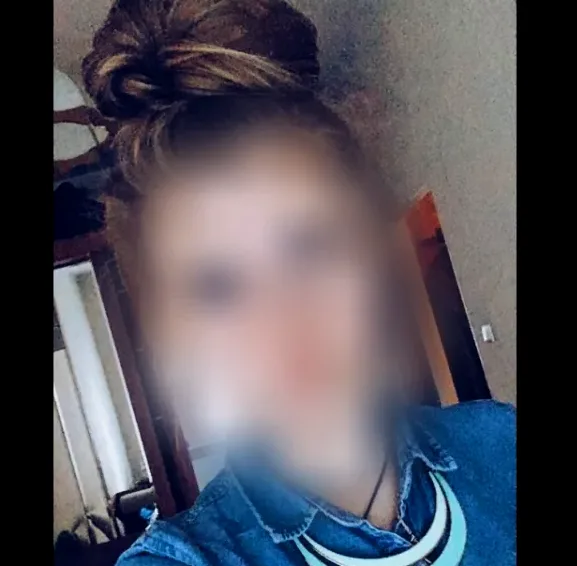 Özlem, 34