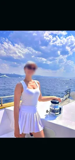 Wiebke, 33