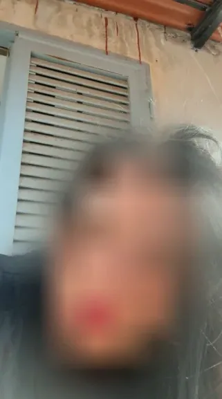 Zeynep, 37